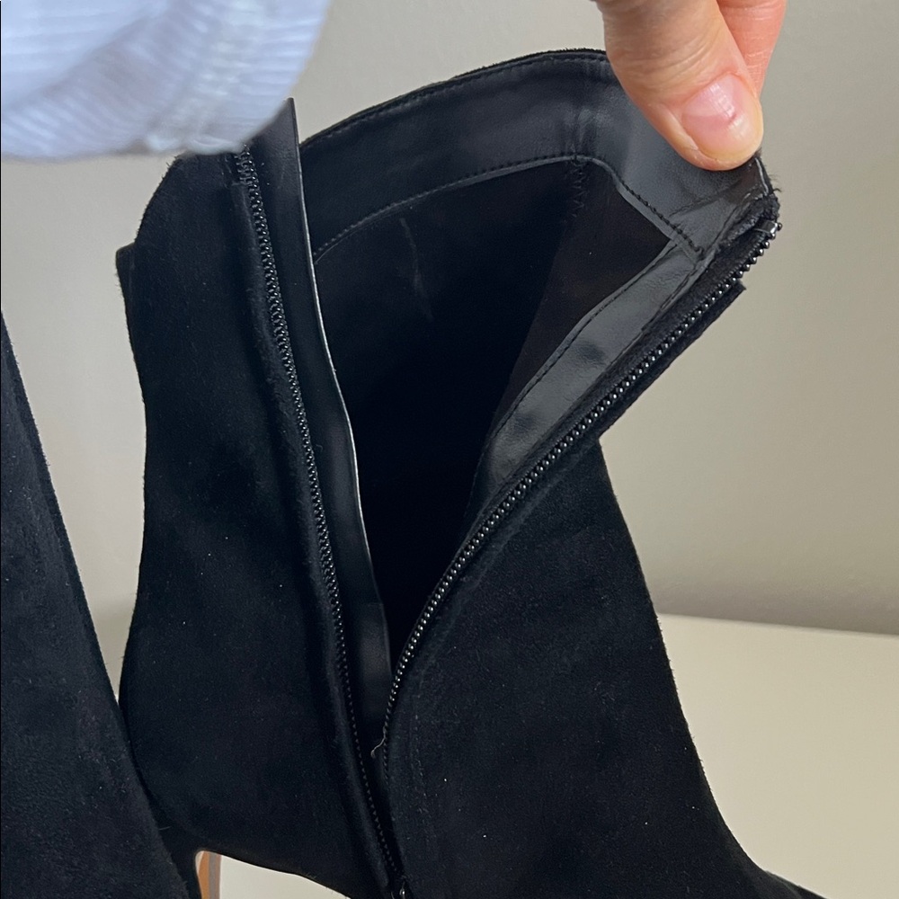 Sam Edelman Women’s Black Suede Ankle Boots - Picture 11 of 14